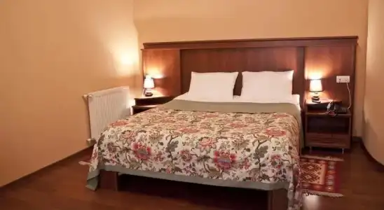 Aristocrat - 28