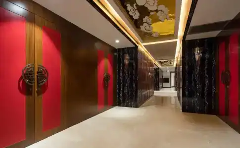 Headquarter International - 7