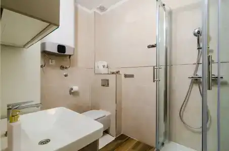 Guest House Cuk - 8
