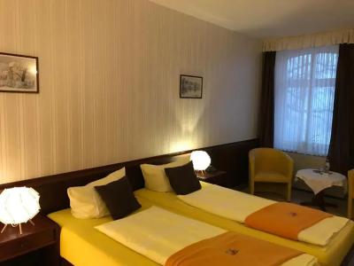 Schöne Aussicht - 64