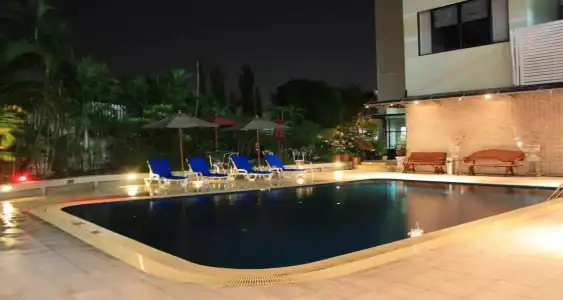 Summit Pavilion - 40