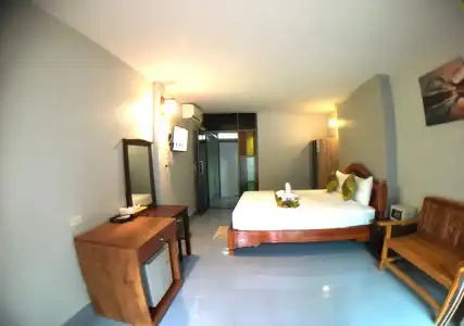 Srichada Khaolak - 5