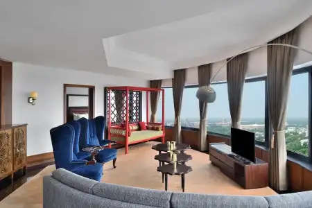 Le Meridien New Delhi - 70
