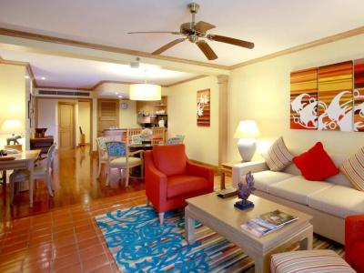Marriott's Phuket Beach Club - 5