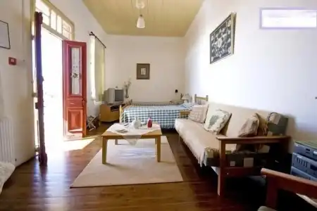 Vouni Lodge - 11