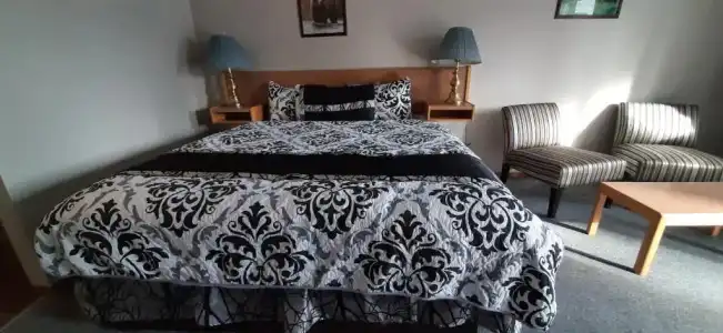 Mary's Motel - 21