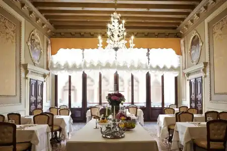 Palazzo Paruta & Wellness Apartments - 25