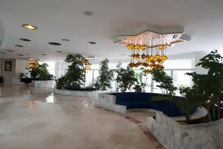 Hannibal Palace - 1