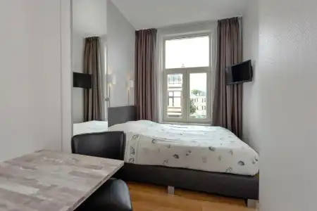 Bor Scheveningen - 50