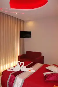 Monte Carlo Love Porto Guesthouse - 92