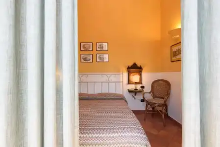 The Lux Napoli Mergellina - 32
