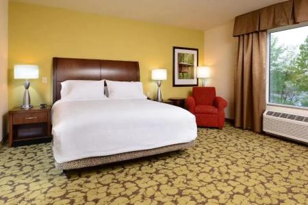 Hilton Garden Inn Greensboro Airport - 82
