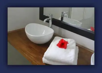 L'Hirondelle Self Catering Guest House - 15