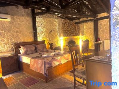Heritage Cave Inn - 178