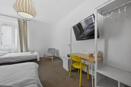 Le Petit - 69
