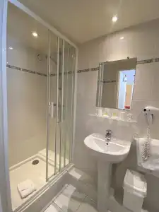 Les Cascades - Hôtel de Charme - 50