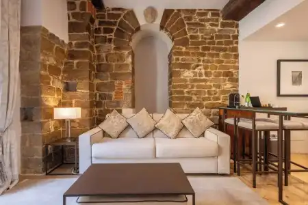 Donati Luxury Tower Suites - 151