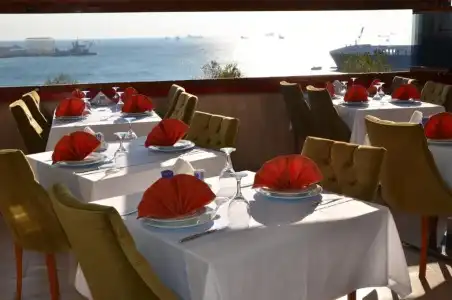 Lounge Boutique - 15