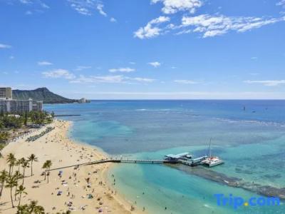 Hilton Hawaiian Village Waikiki Beach Resort - 304