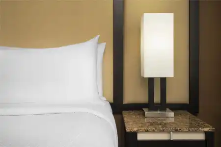 Best Western Premier Freeport Inn Calgary Airport - 40