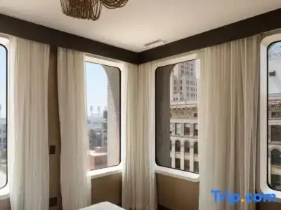 Metropolitan at The 9, Autograph Collection - 106