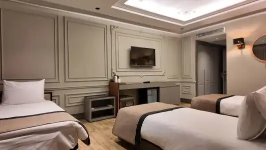 Lala Grand - 41