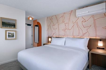 The Ambassador of Waikiki, Tapestry Collection by Hilton - 56