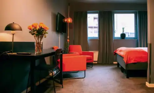 Narvik Wivel - 57