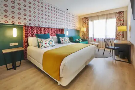 Hesperia Sevilla - 211