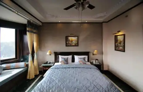 Diplomat Residency - 5