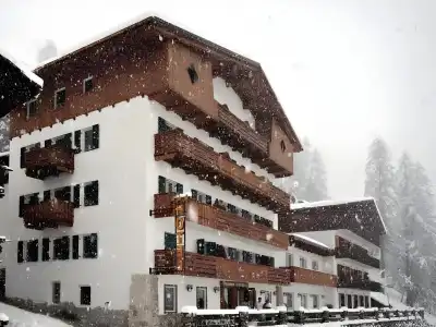 Des Alpes - 0