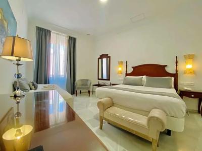 Boutique Las Cortes de Cádiz - 57