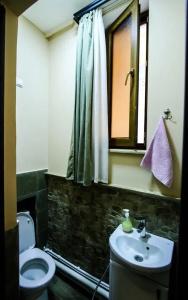 Retro Hostel - 9