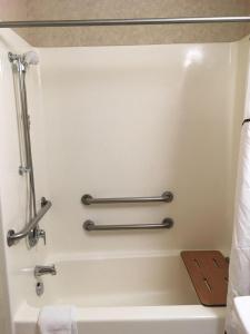 Boothill Inn And Suites - 8