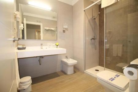 Puerta del Mar - Adults Recommended - 62