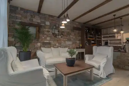 Stara šola - Oleander Resort - 1