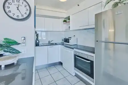 Centrepoint Holiday Apartments - 29