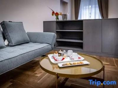 La Scaletta Al Ponte Vecchio - 421