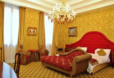 Pesaro Palace - 4
