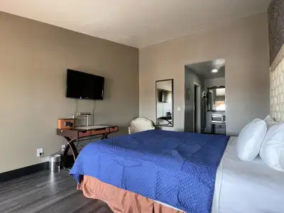 Crown Motel - 30