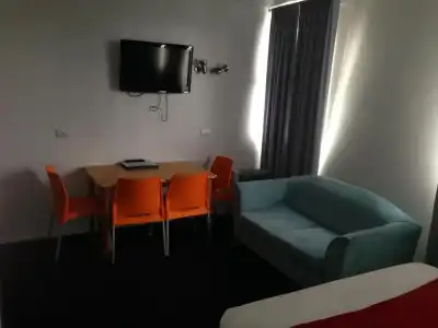 Waterfront Lodge Motel - 71