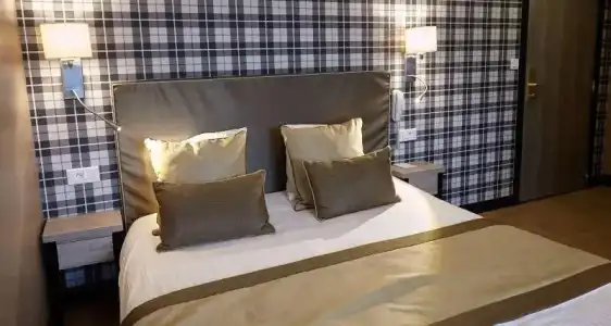Best Western Le Cheval Blanc - Vieux Port - 93