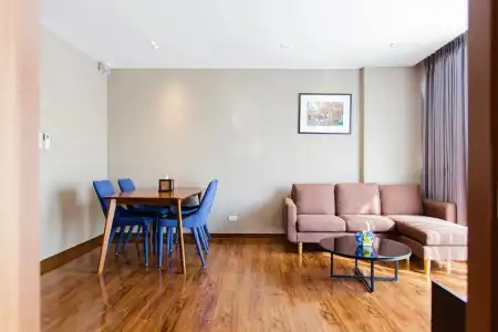 Amp Am House - 53