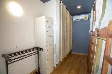 Give Me 5 Hostel - 26