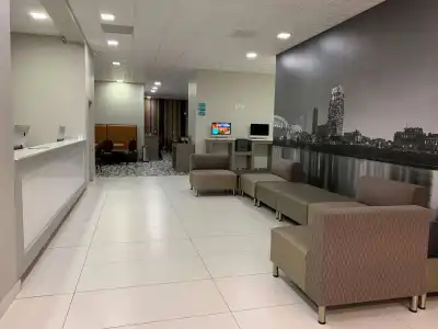 Comfort Inn & Suites Nashville Downtown – Stadium - 11