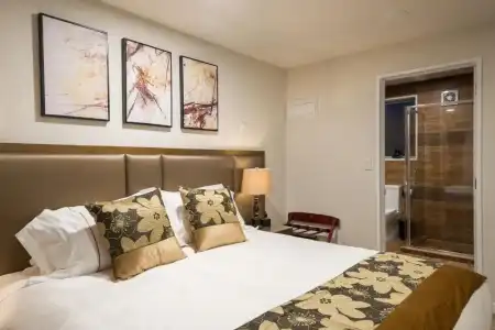 Golden Star Motel - 34