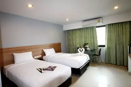 14 Residence - 63