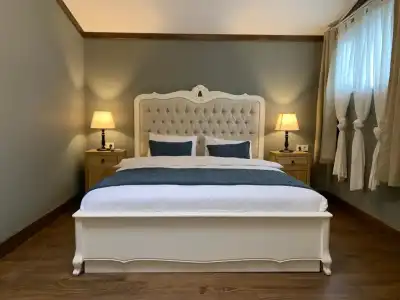 Loka Suites - 13