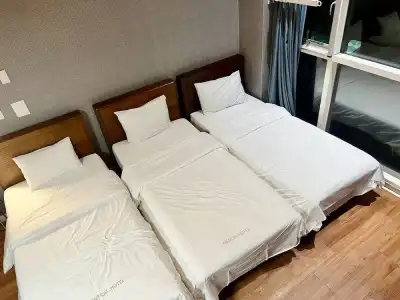 Myeongdong Merlin - 75