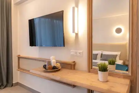 Mirablue Luxury Residences - 131
